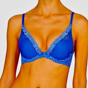 Natori
Feathers Contour Plunge Bra